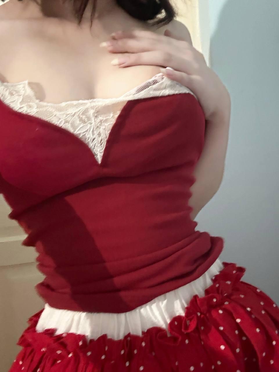 Image of cam model ElaneBoth from XloveCam