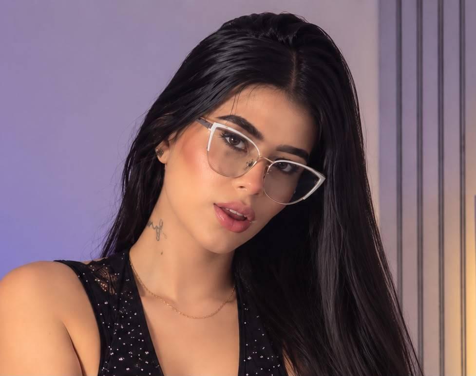 Image of cam model AmilyBella from XloveCam