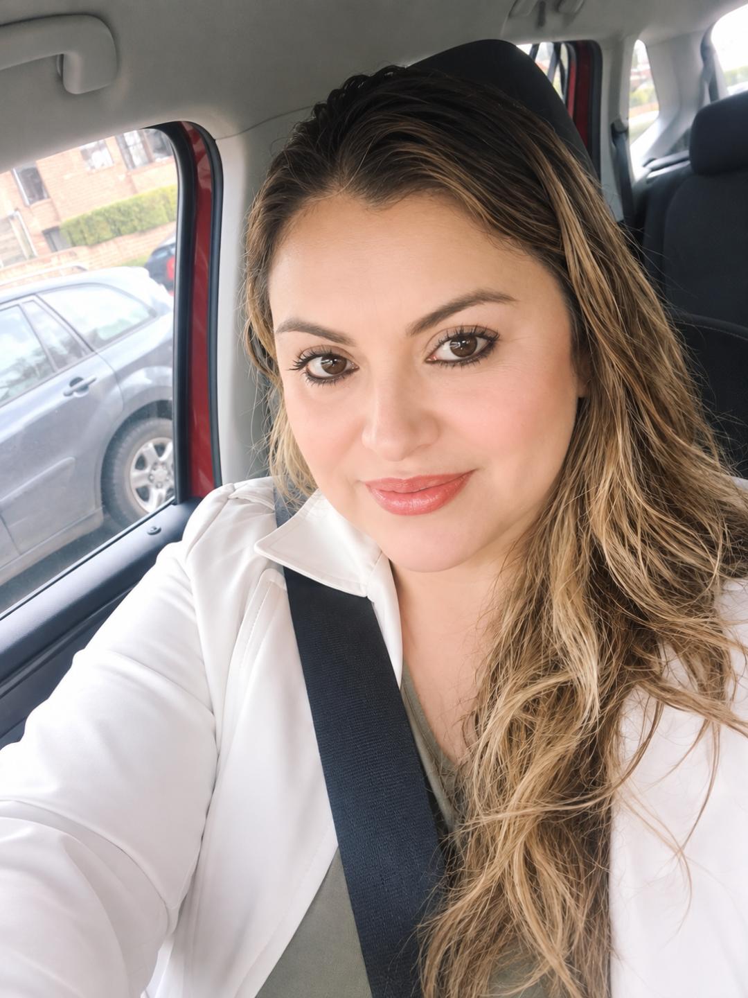 Image of cam model CharlotteDevereaux from XloveCam