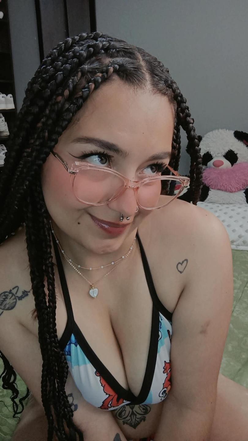Image of cam model TatianaMoora from XloveCam