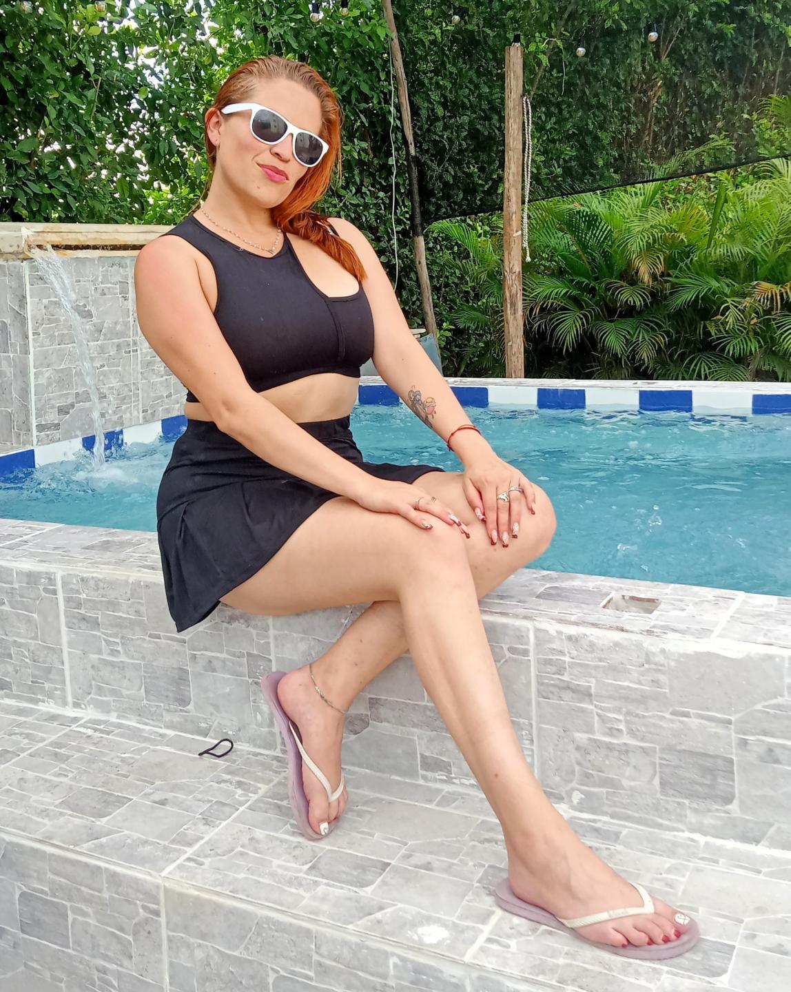 Image of cam model ImEmilyHanks from XloveCam