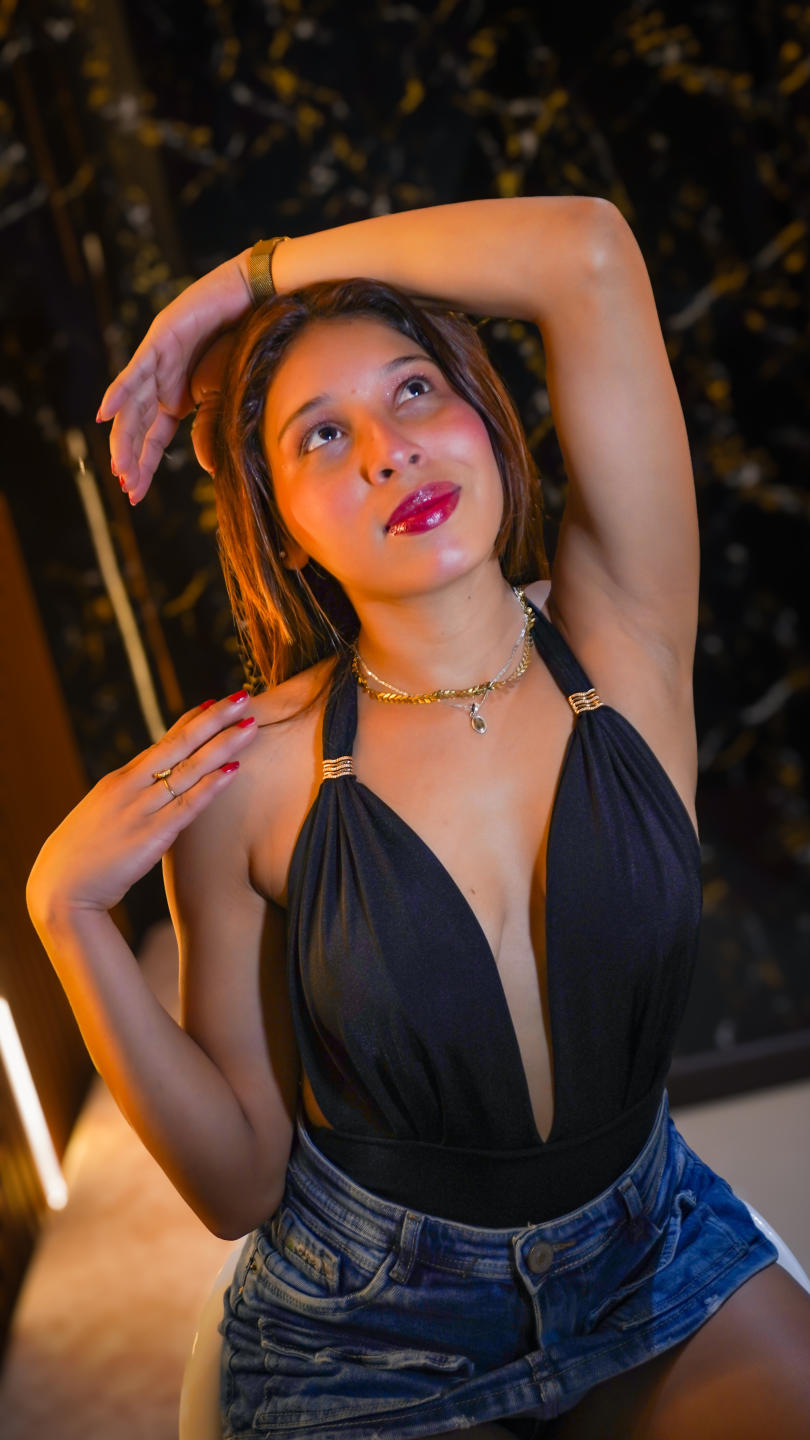 Image of cam model JaneKetty from XloveCam