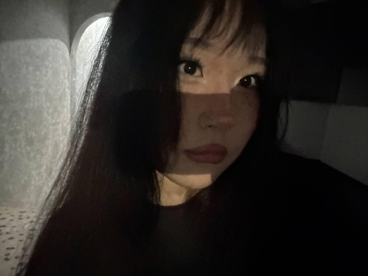 Image of cam model JungMcgranor from XloveCam