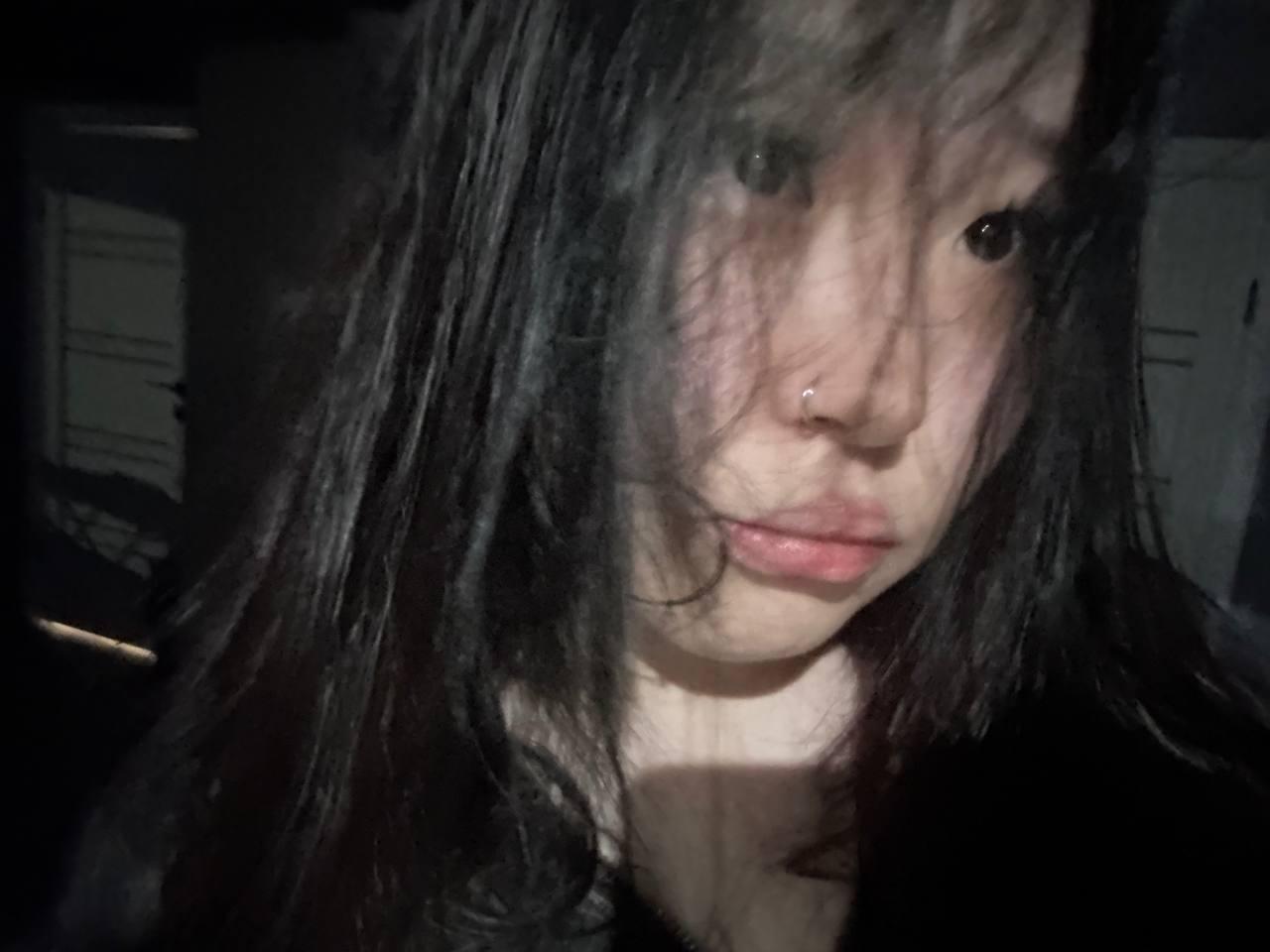 Image of cam model JungMcgranor from XloveCam