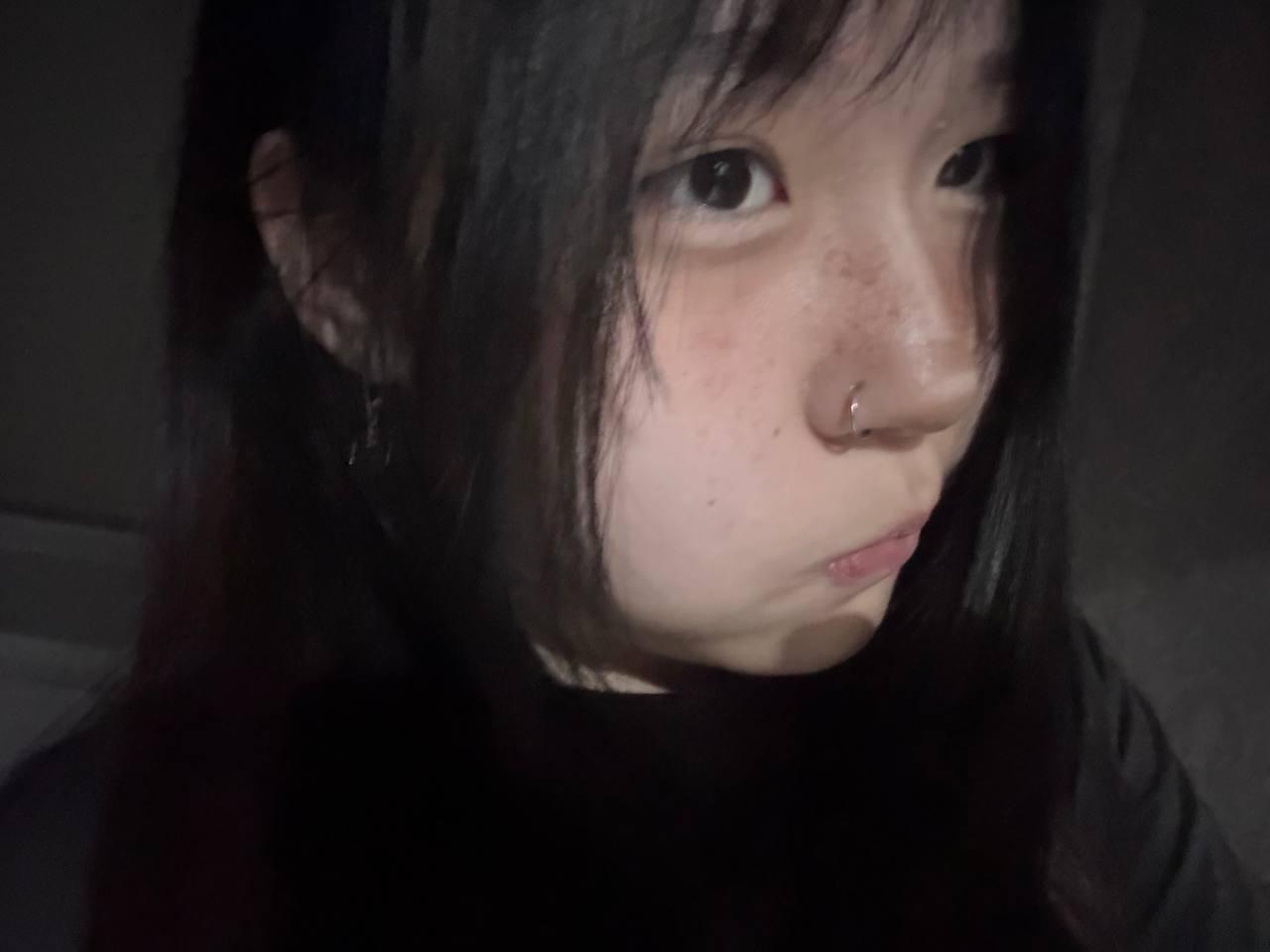 Image of cam model JungMcgranor from XloveCam