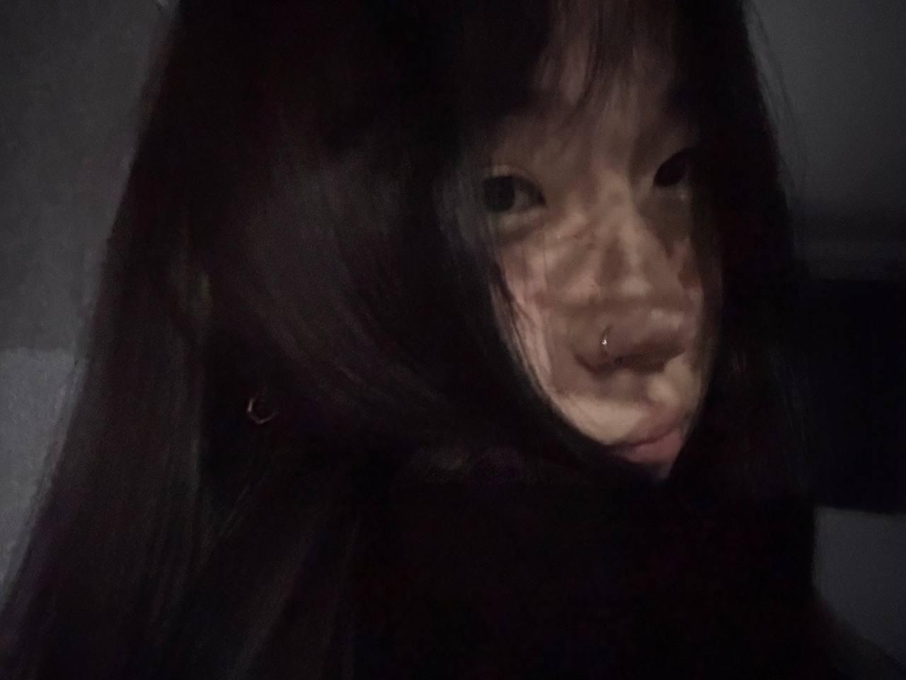 Image of cam model JungMcgranor from XloveCam