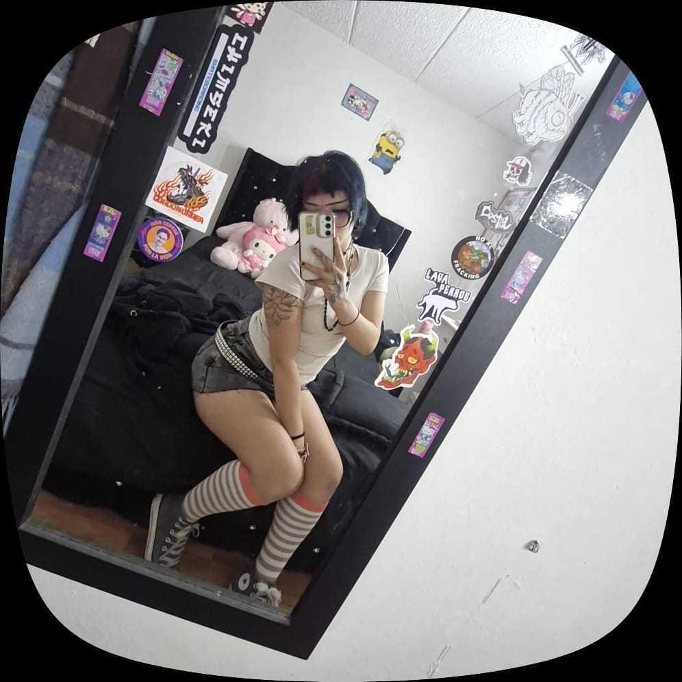 Image of cam model JadeMilleer from XloveCam