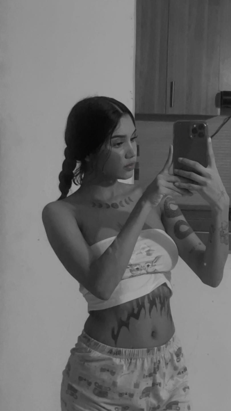 Image of cam model KittyVampire from XloveCam