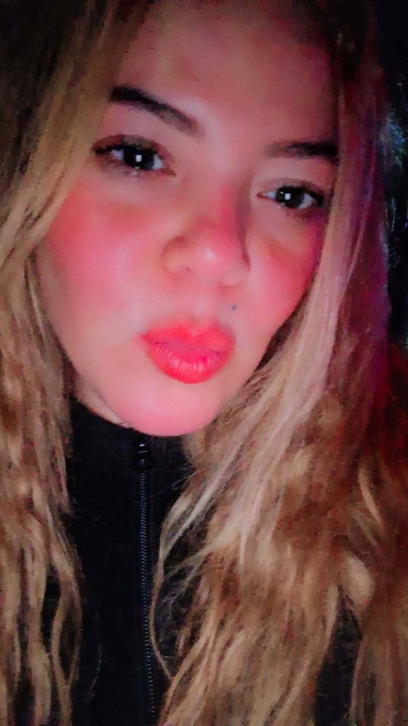 Image of cam model Sharicke69 from XloveCam
