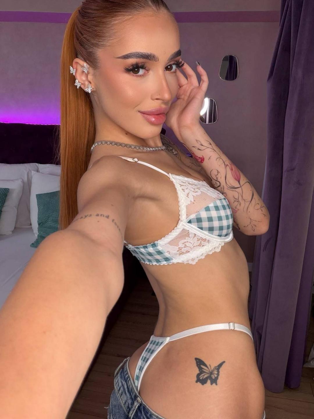 Image of cam model MarissaFex from XloveCam