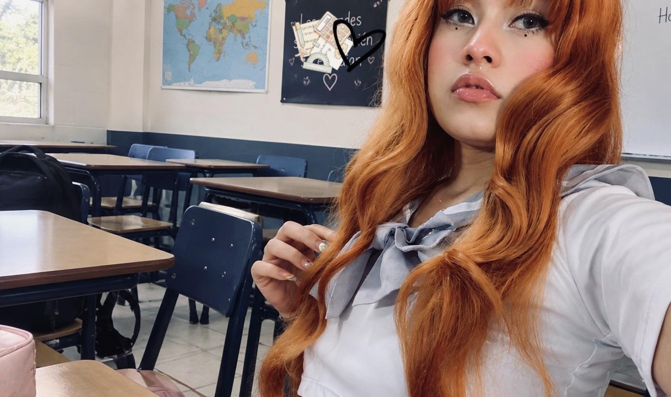 Image of cam model MalloryHearth from XloveCam