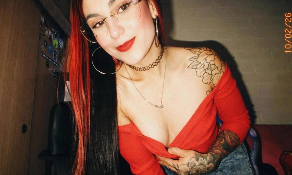 Image of cam model AmyStreetwise69 (Bia) from XloveCam