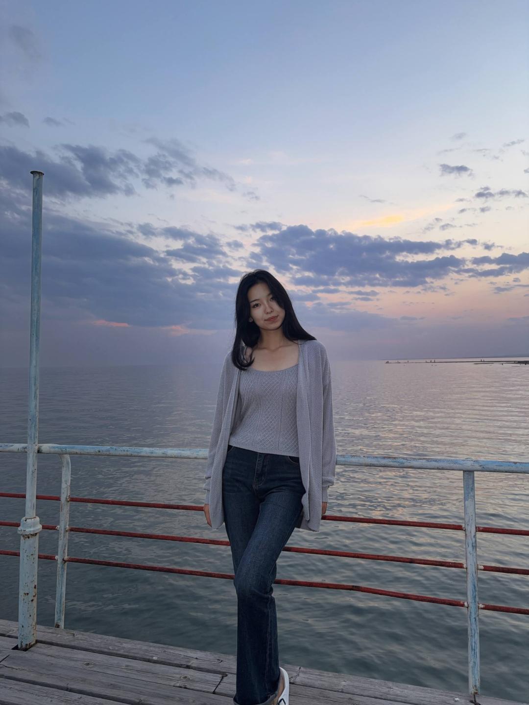 Image of cam model EstherFramer from XloveCam