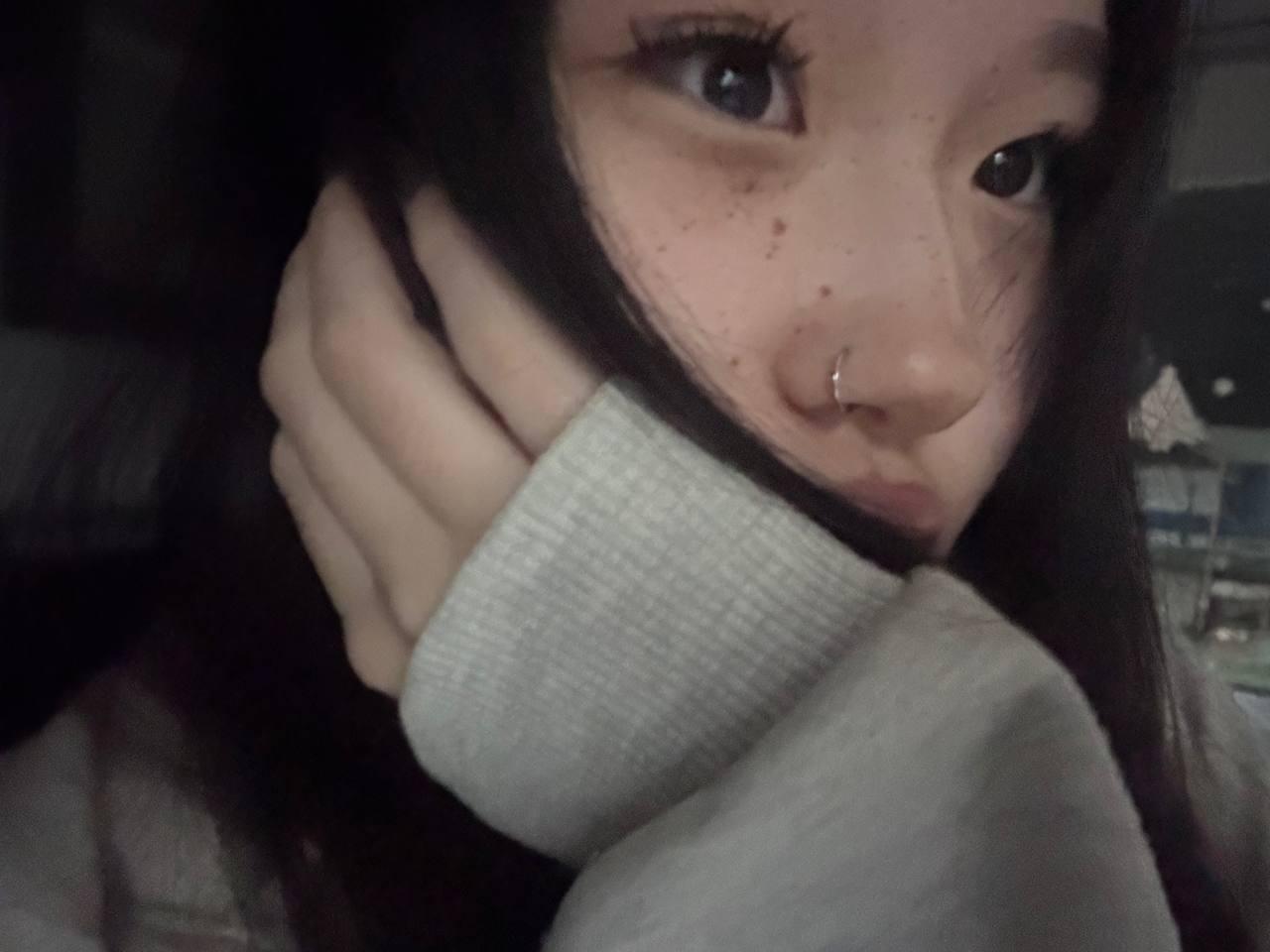 Image of cam model JungMcgranor from XloveCam