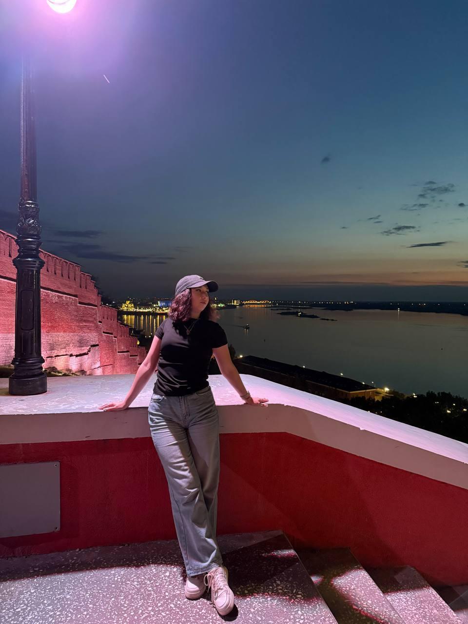 Image of cam model LasonyaKaehler from XloveCam