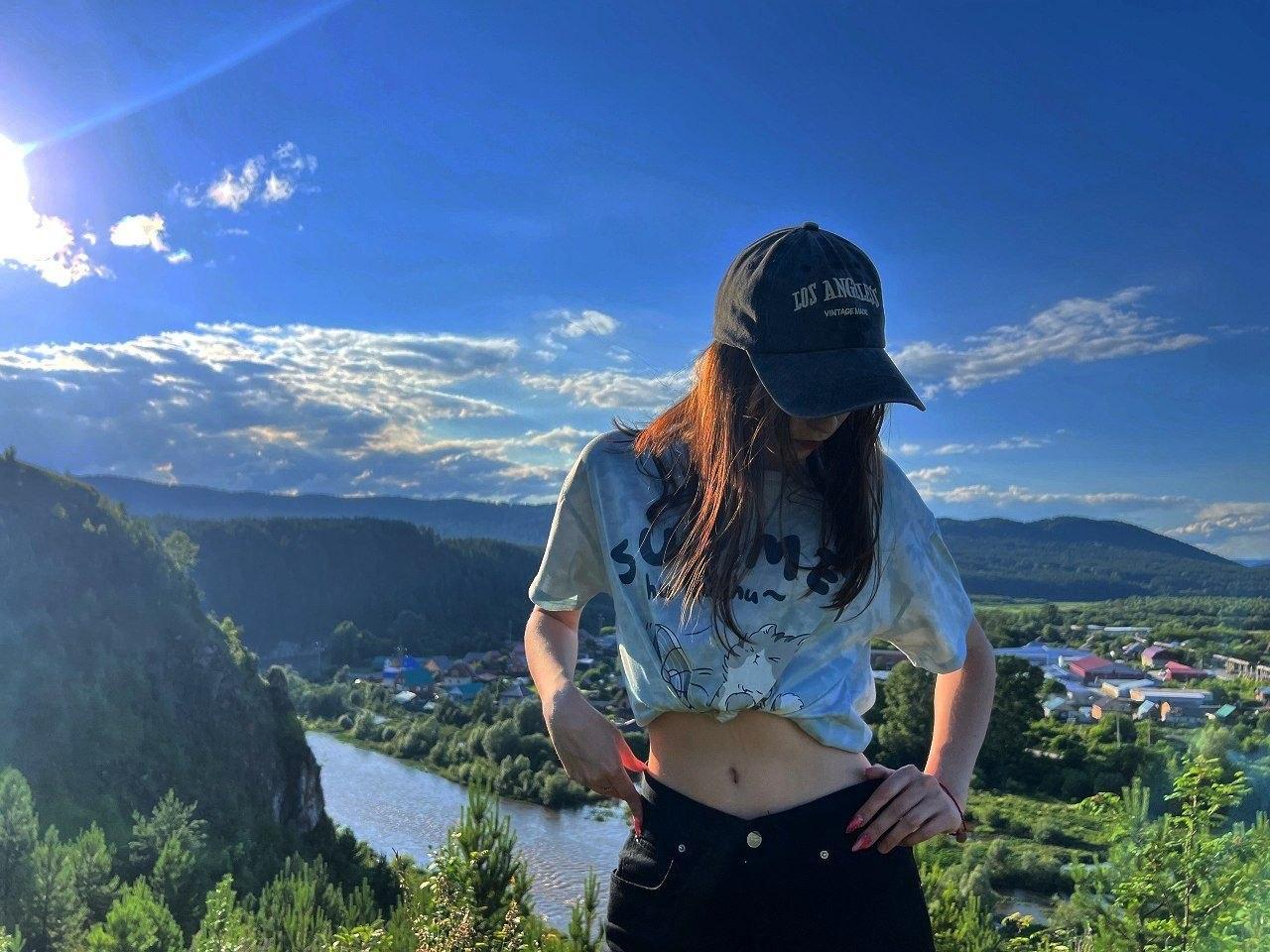 Image of cam model EddaPack from XloveCam