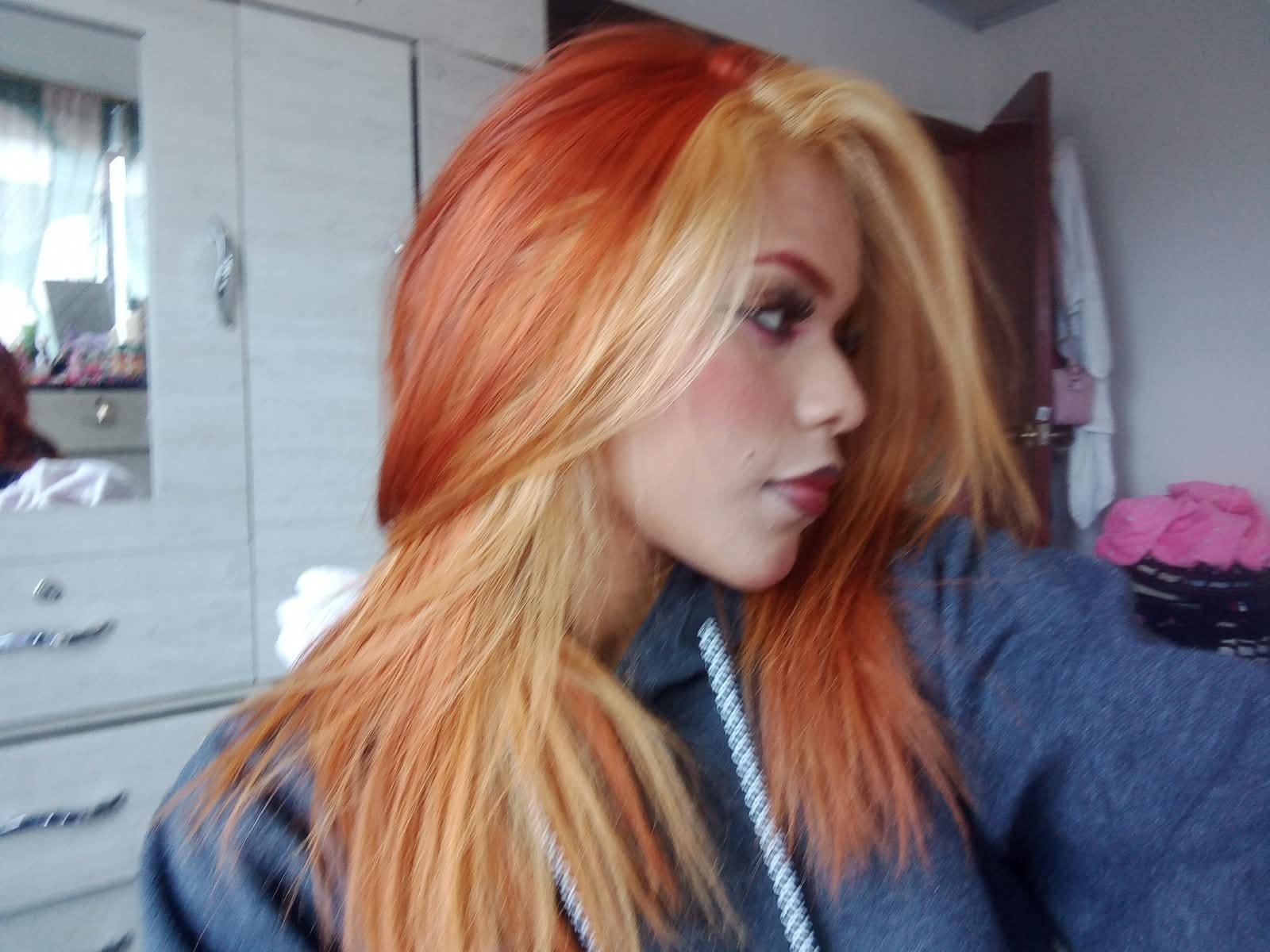 Image of cam model IvonneKross from XloveCam