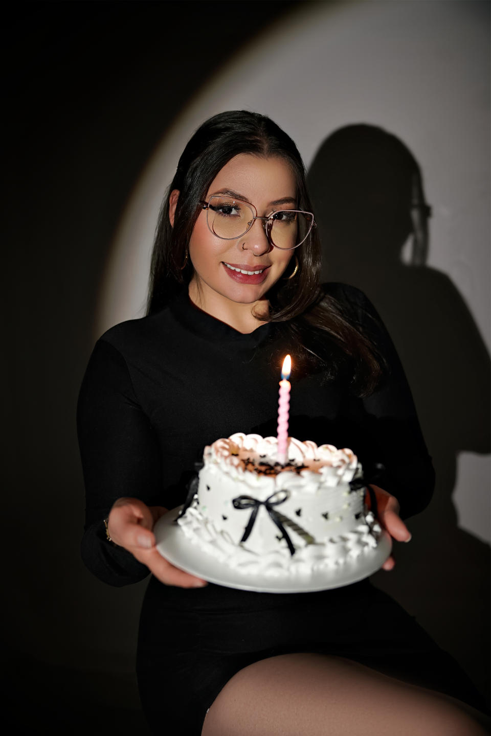Image of cam model VanessaClose from XloveCam