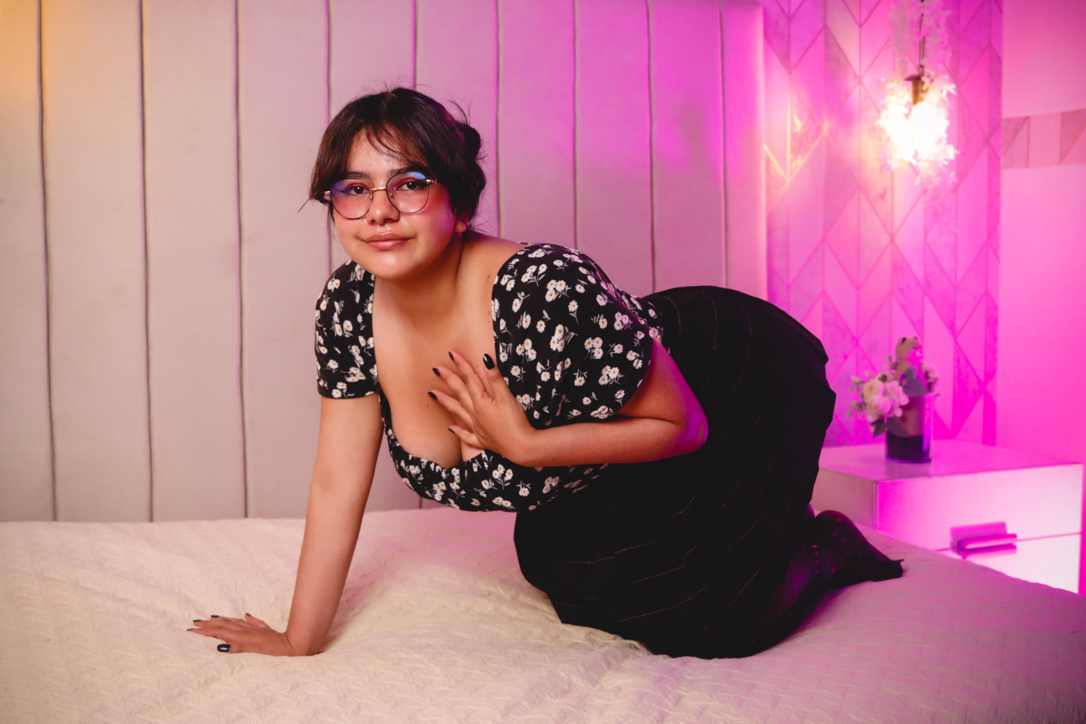 Image of cam model NicoleSamanta from XloveCam