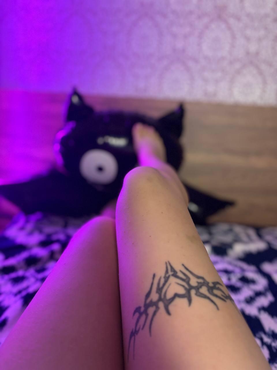 Image of cam model FallenAngelia from XloveCam