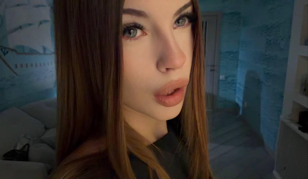 Image of cam model BethanySandhoff from XloveCam