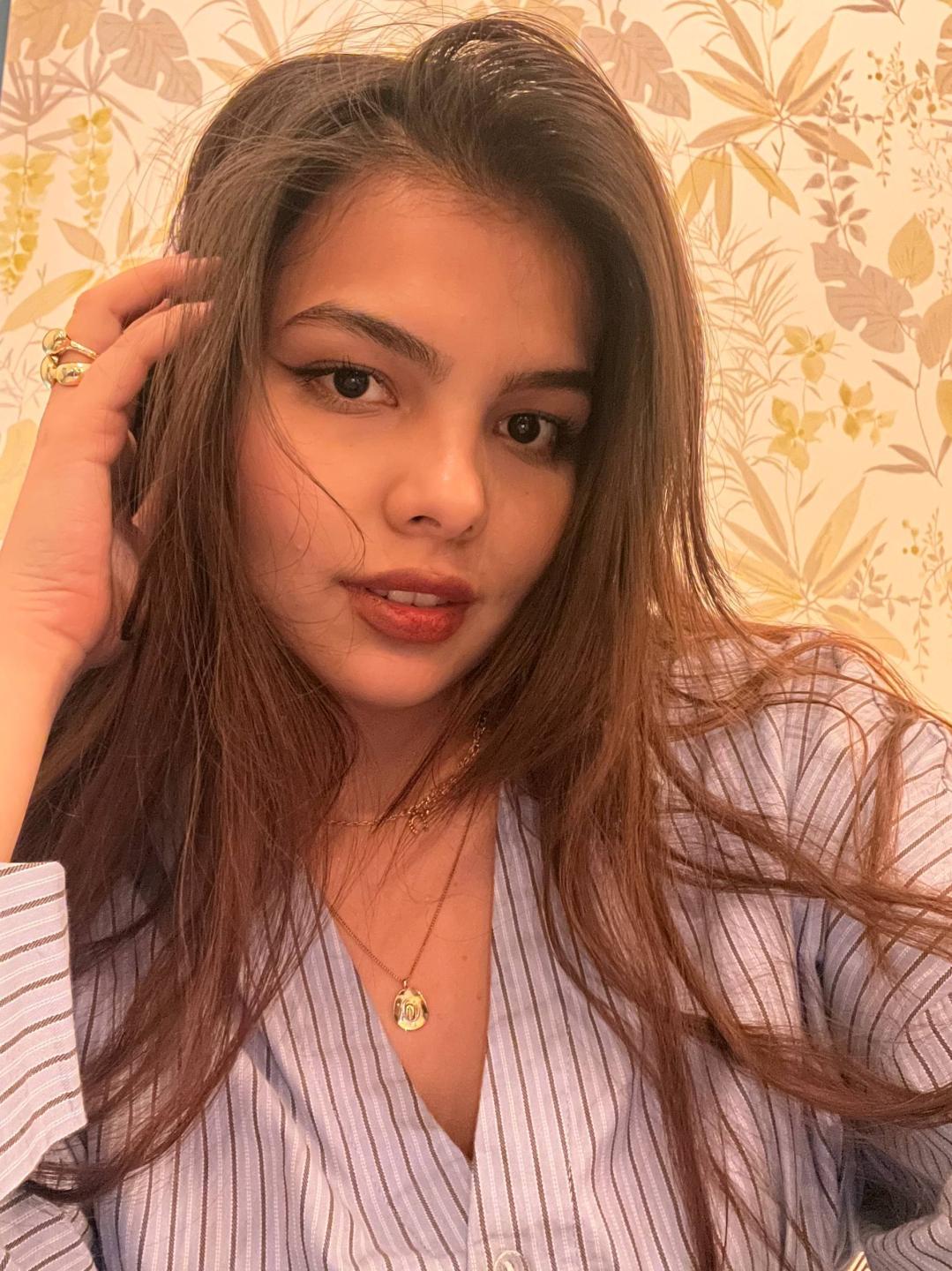 Image of cam model TrishMuhlbauer from XloveCam
