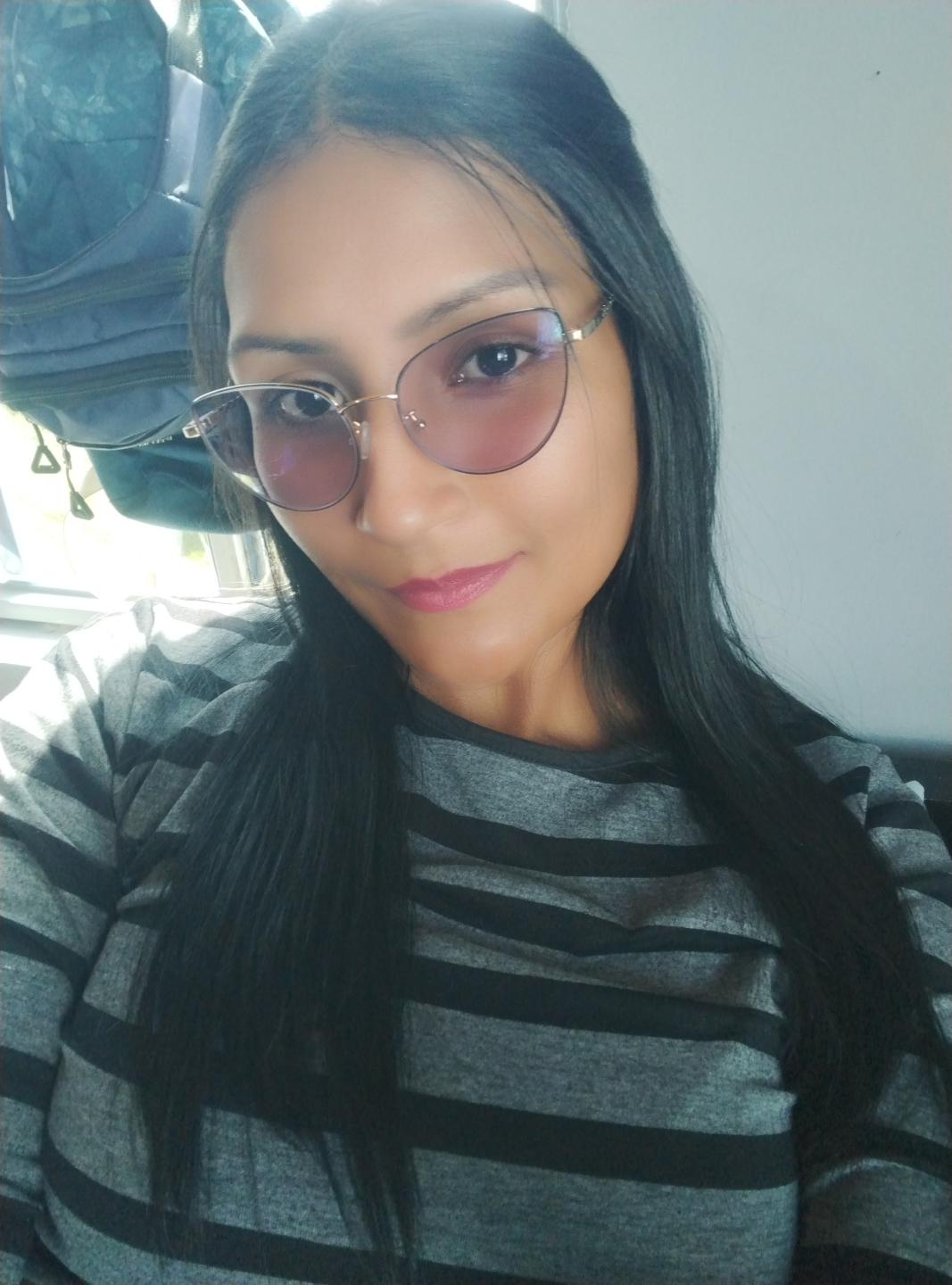 Image of cam model Leahy69 from XloveCam