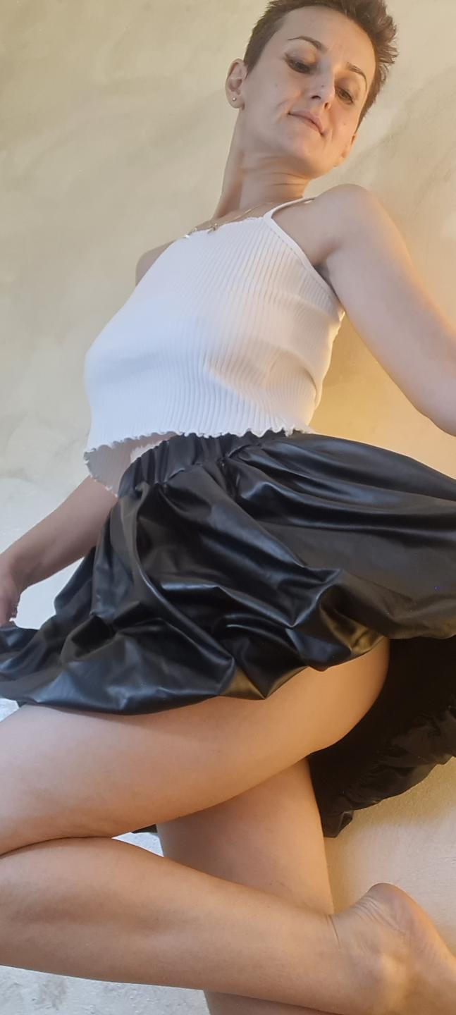 Image of cam model LamourCestMoi (AnneRoss, AnyaRoss, RossieAnne) from XloveCam
