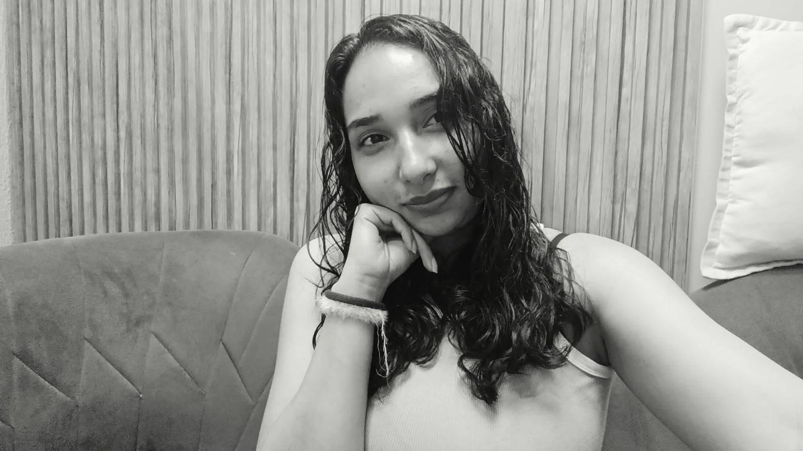 Image of cam model EleanorLamberth from XloveCam
