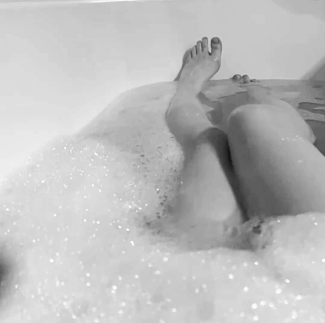 Image of cam model MariannaWarren from XloveCam