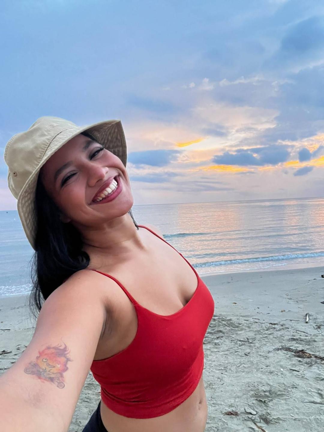 Image of cam model AlanaLuxe from XloveCam
