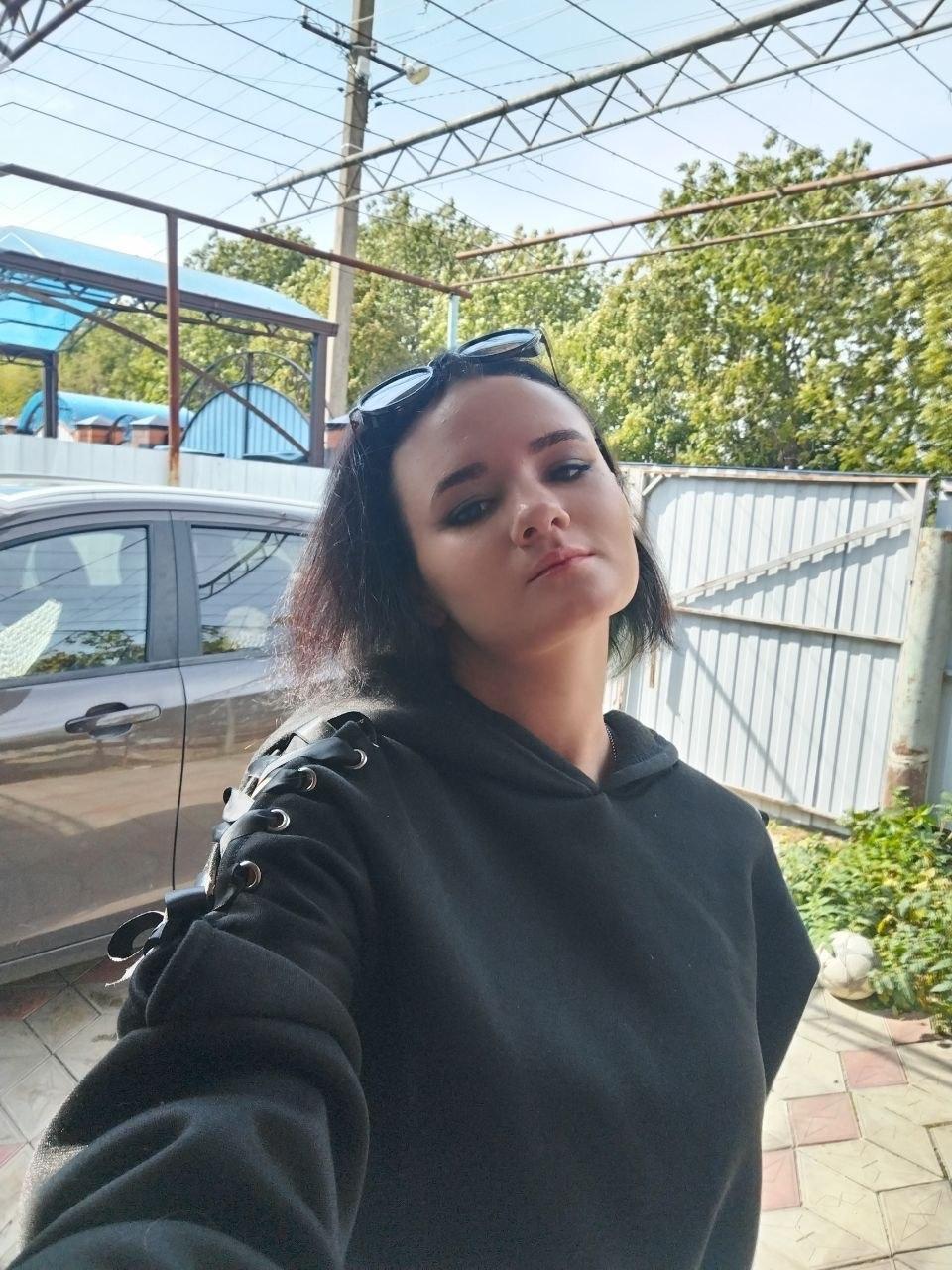 Image of cam model TreenaVisosky from XloveCam