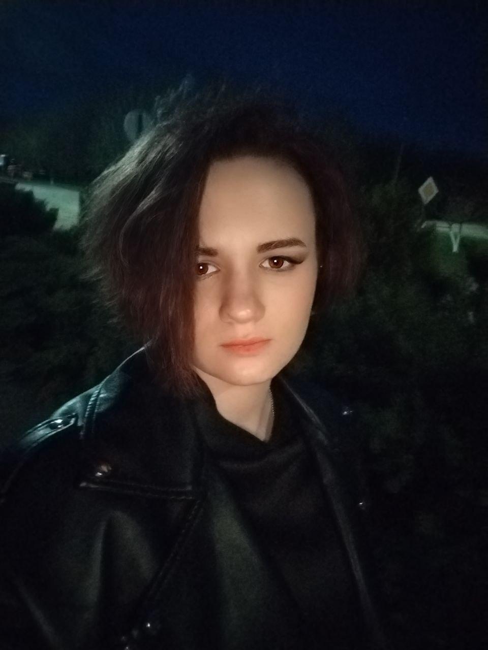 Image of cam model TreenaVisosky from XloveCam