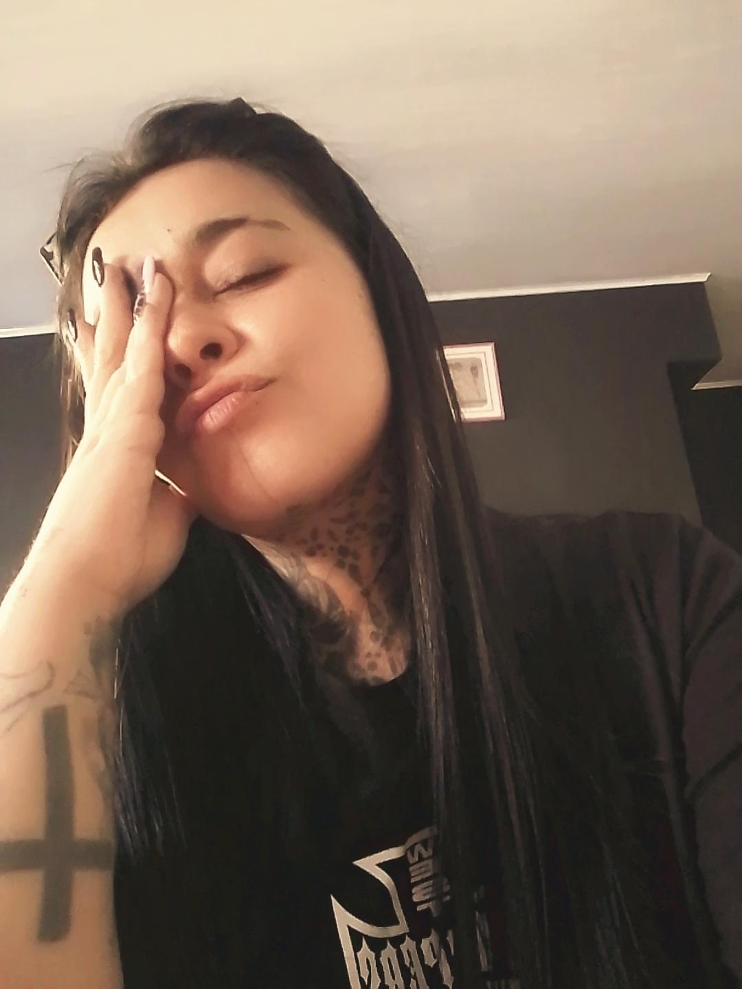 Image of cam model BlackRousse from XloveCam