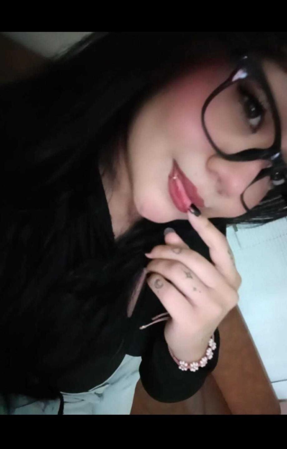 Image of cam model MalloryRamos from XloveCam