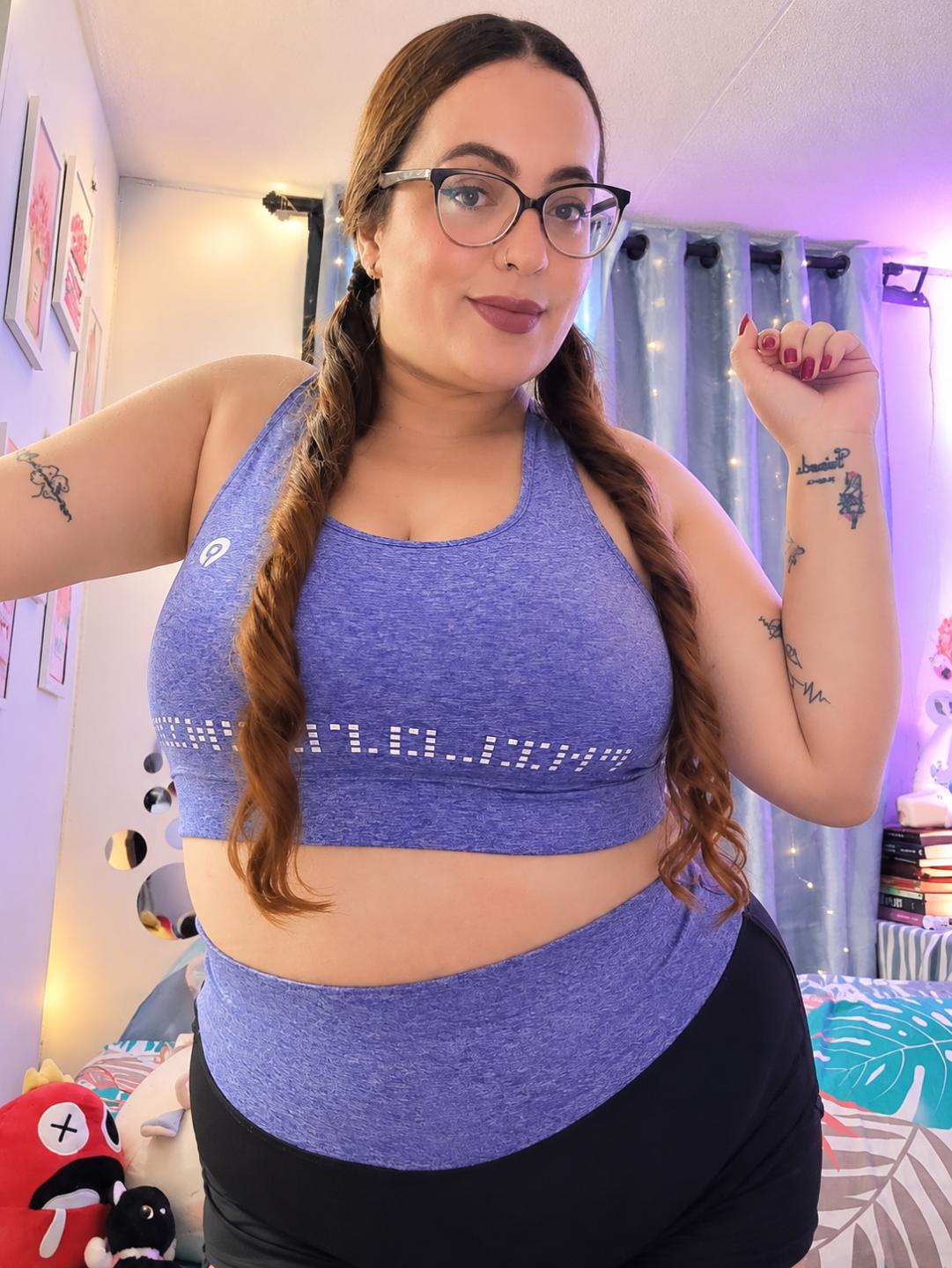Image of cam model StacyMillerr from XloveCam