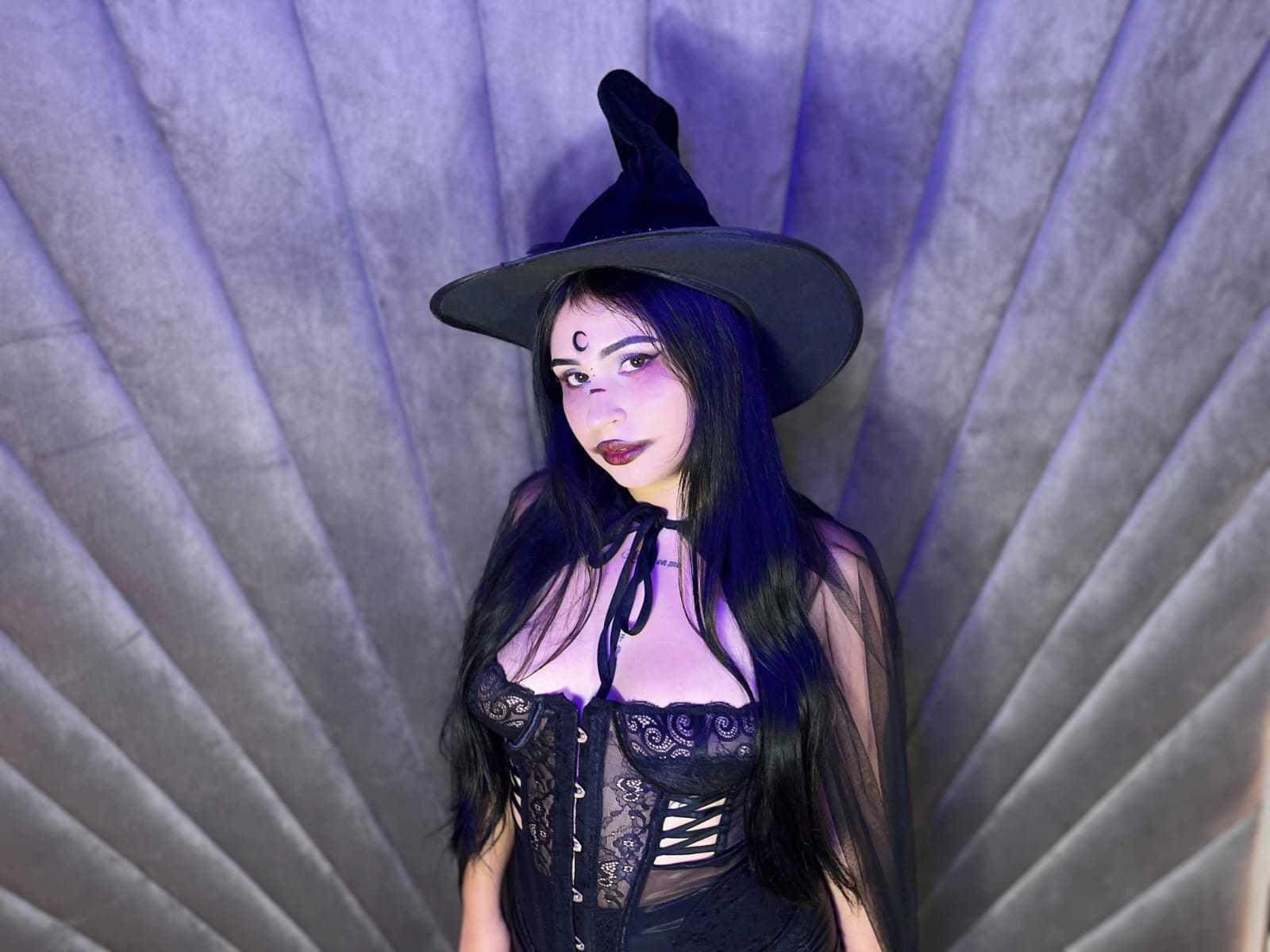 Image of cam model HannahBecker from XloveCam
