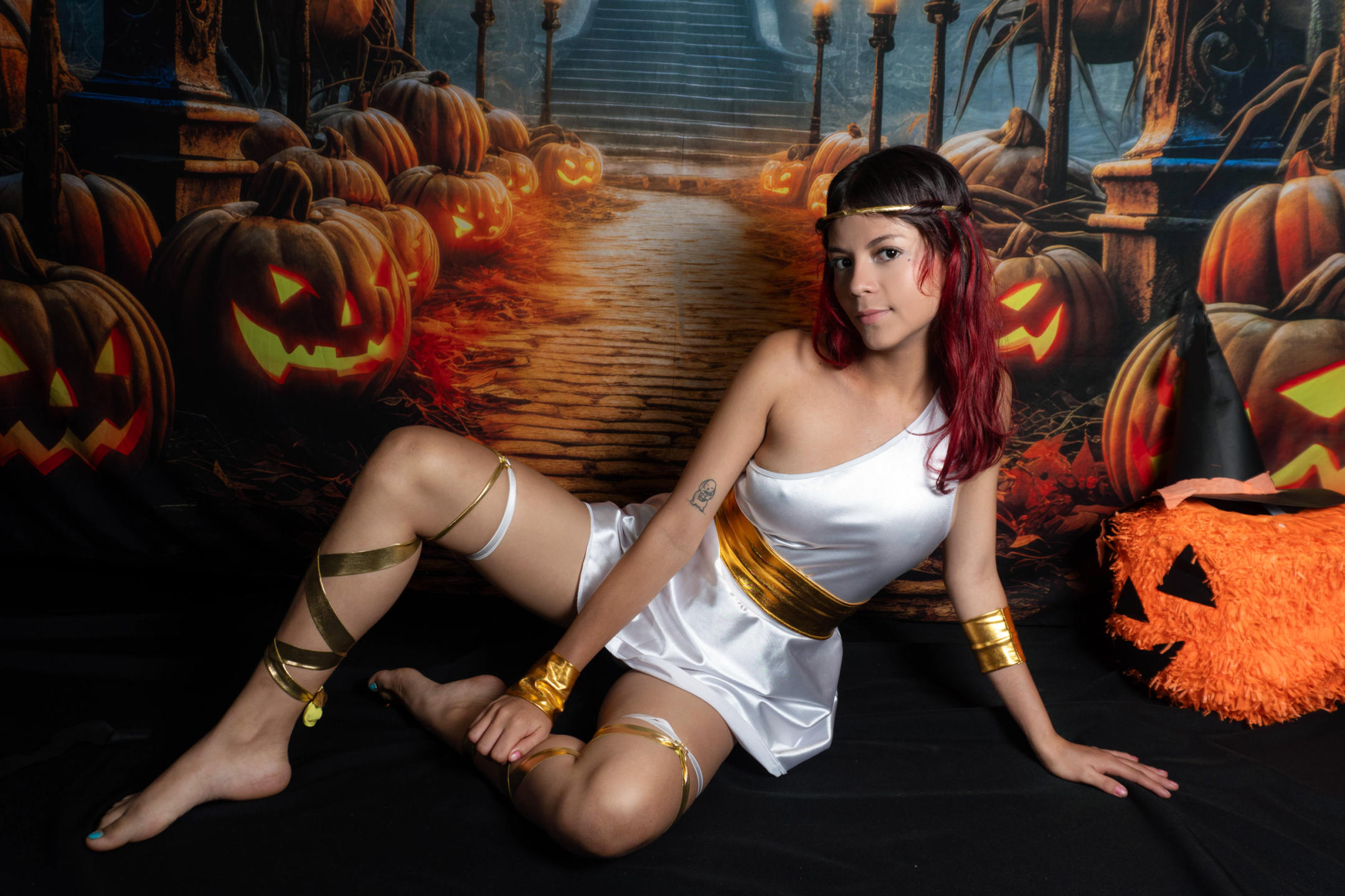 Image of cam model AteneaBlue from XloveCam