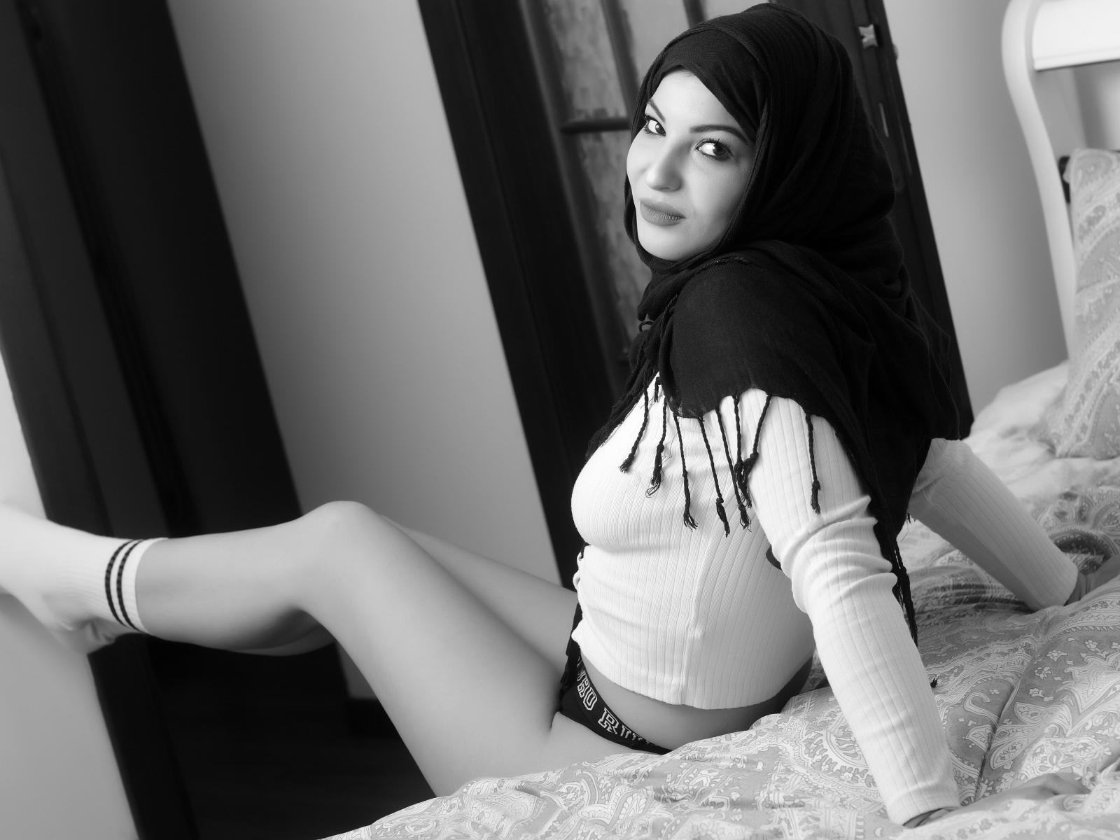Arab girls hot lingerie