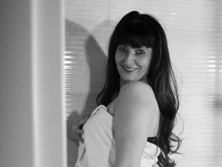 AdriannaMature - Live sex cam - 6866424