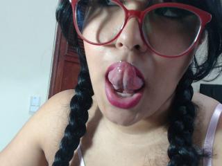AdaVeronica - Live sex cam - 8113280
