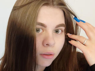 Webcam model AbbyKuss-hot from XLoveCam