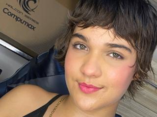 Profile and Statistics for AdaraSweet on XLoveCam