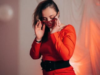 Webcam model AdelaideRosabel from XloveCam