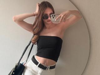 AdrianaNalley Cam en directo en XLoveCam