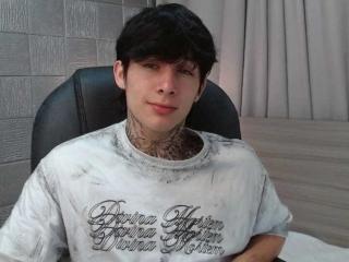 AkiraTattoo Live Cam pe XLoveCam