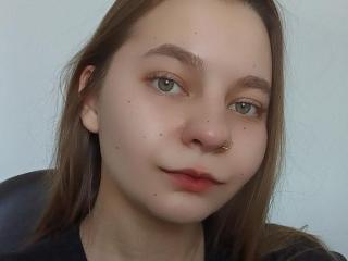 Profile and Statistics for Aksolotli on XLoveCam