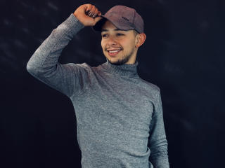 AlecAndrewsLive Webcam