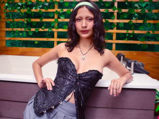 Profile and Statistics for AliceFirek on XLoveCam