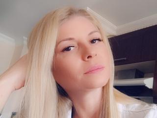 Webcam model AlisaScorpio from XloveCam